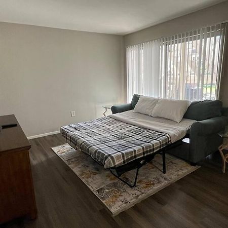 Cozy Retreat 1.8 Mi To Stadium Gainesville Bagian luar foto